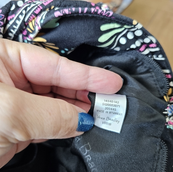 Vera Bradley "Glenna" Style bag in "Bandana Swirl" pattern - Picture 7 of 8